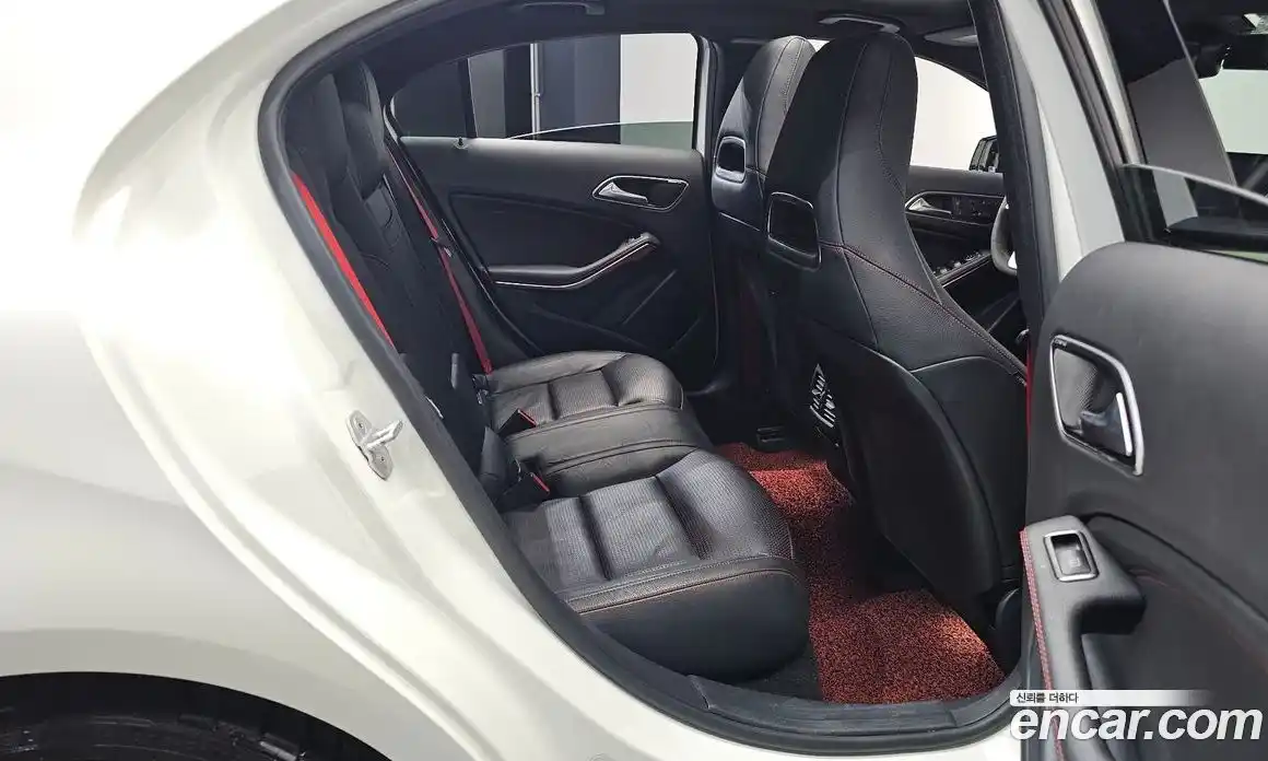 Mercedes-Benz A-Class 2015 2.0 Автомат в Москве № 161719, фото 17