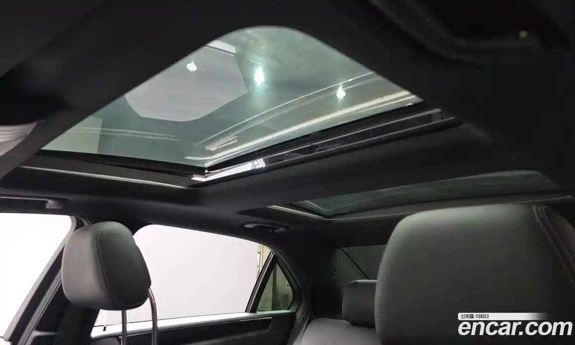 Mercedes-Benz E-Class 2016 3.5 Автомат в Москве № 162085, фото 17