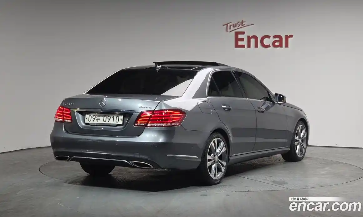 Mercedes-Benz E-Class 2016 3.5 Автомат в Москве № 162085, фото 4