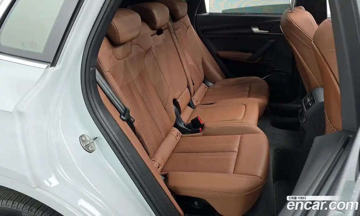 Audi Q5 2023 2.0 Автомат в Москве № 162416, фото 5