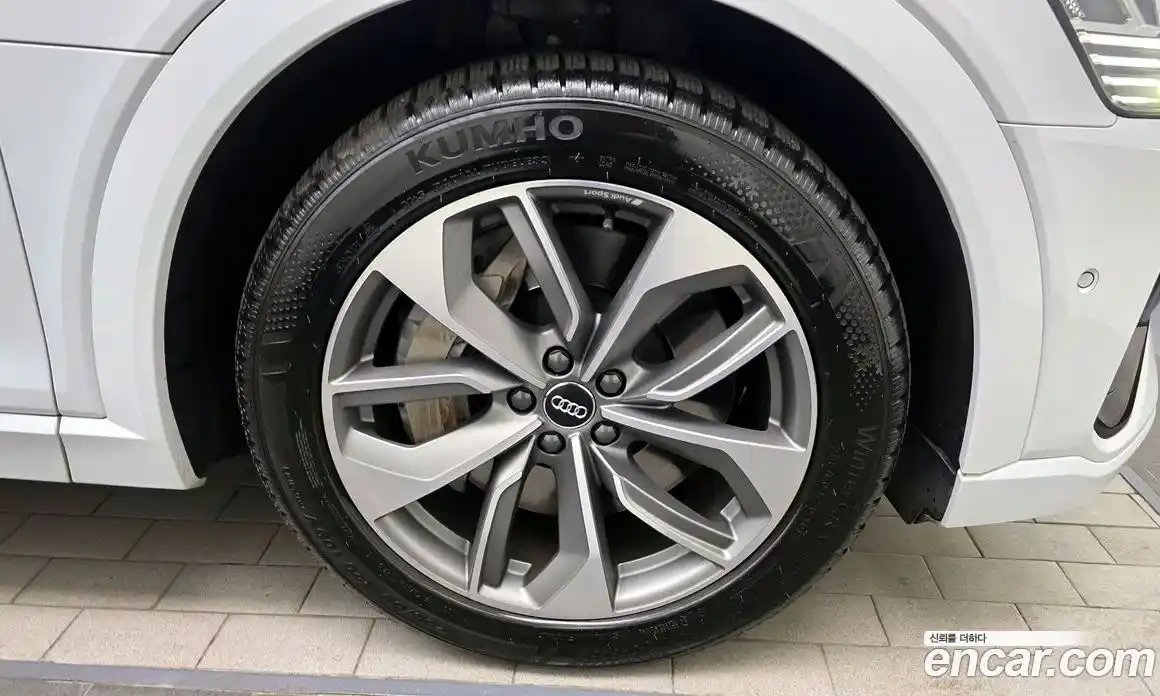 Audi e-tron 2022 0.2 Автомат в Москве № 163079, фото 15