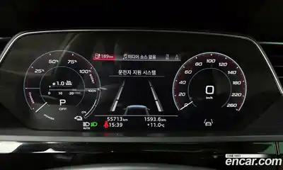 Audi e-tron 2022 0.2 Автомат в Москве № 163079, миниатюра 3