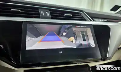 Audi e-tron 2022 0.2 Автомат в Москве № 163079, миниатюра 8