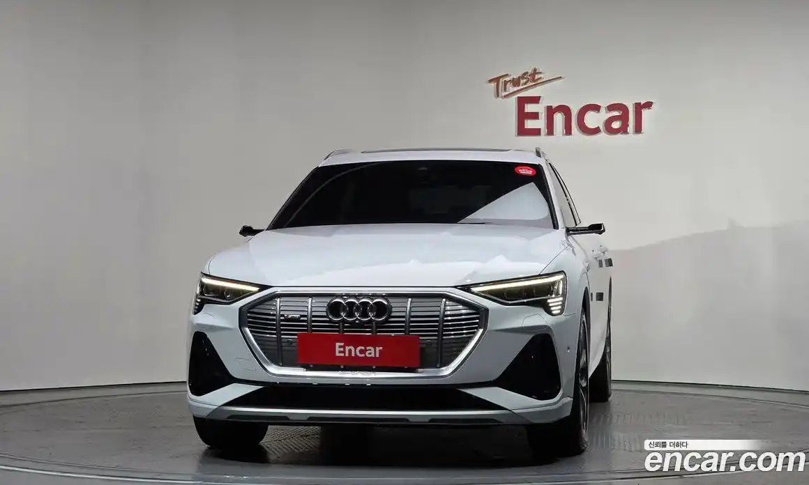 Audi e-tron 2022 0.2 Автомат в Москве № 163079, фото 9
