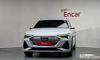 Audi e-tron 2022 0.2 Автомат в Москве № 163079, миниатюра 9