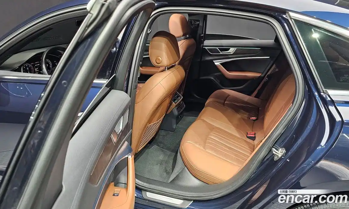 Audi A6 2020 2.0 Автомат в Москве № 163443, фото 7