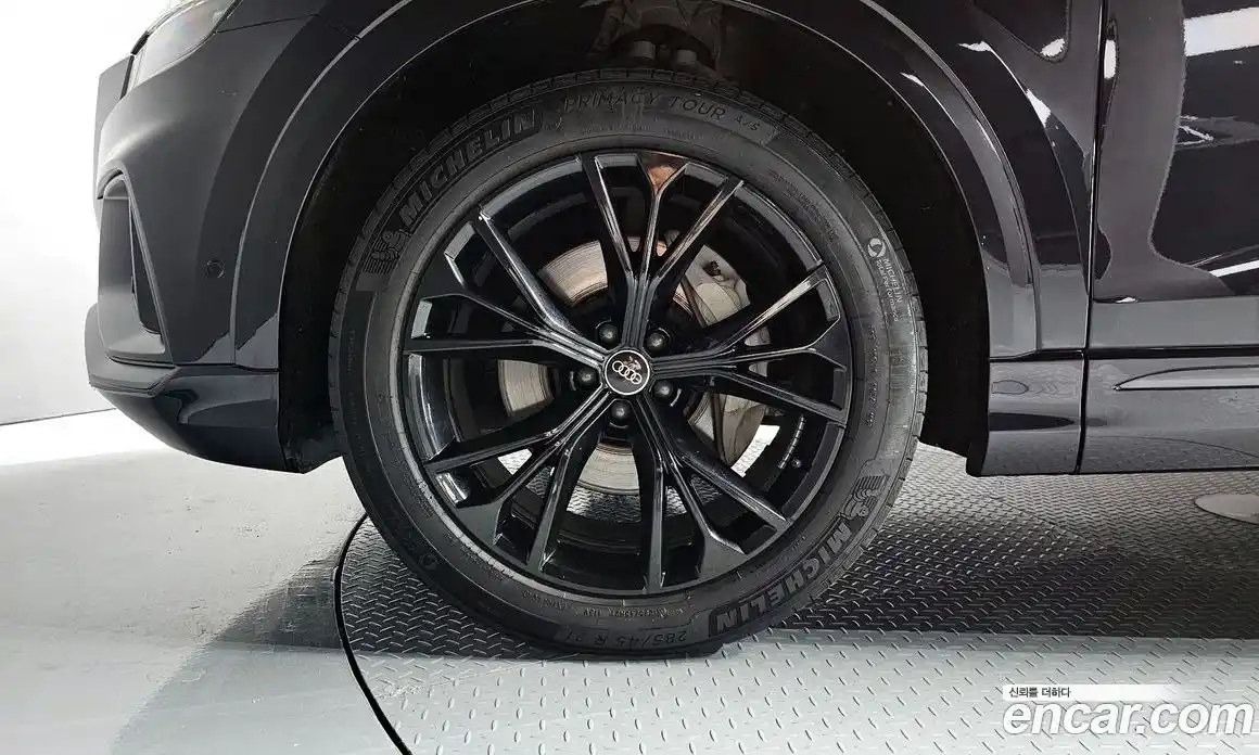 Audi Q8 2021 3.0 Автомат в Москве № 163448, фото 11