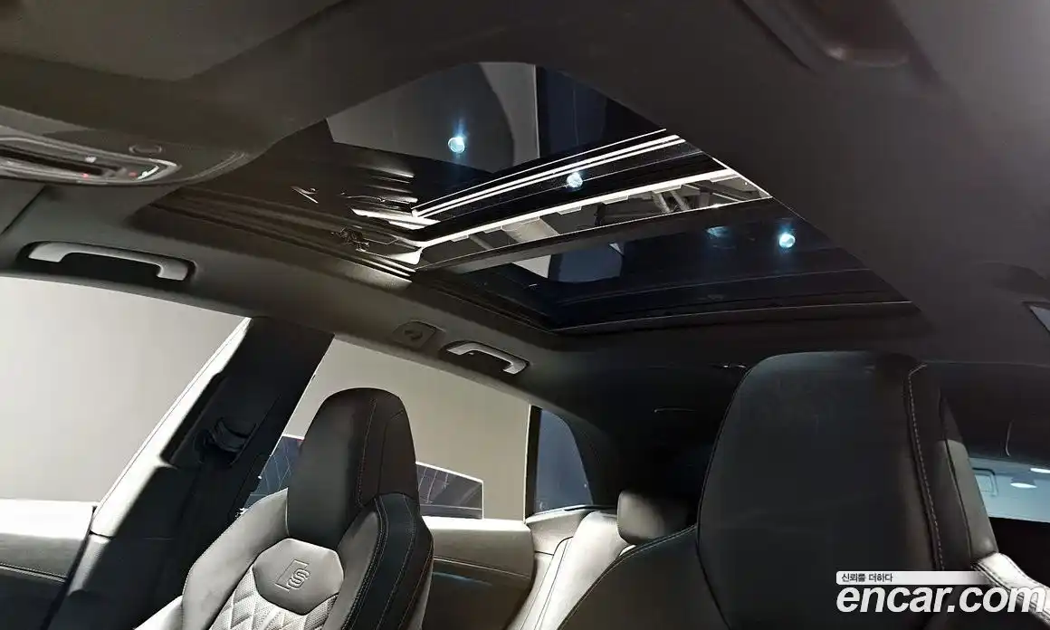 Audi Q8 2021 3.0 Автомат в Москве № 163448, фото 13