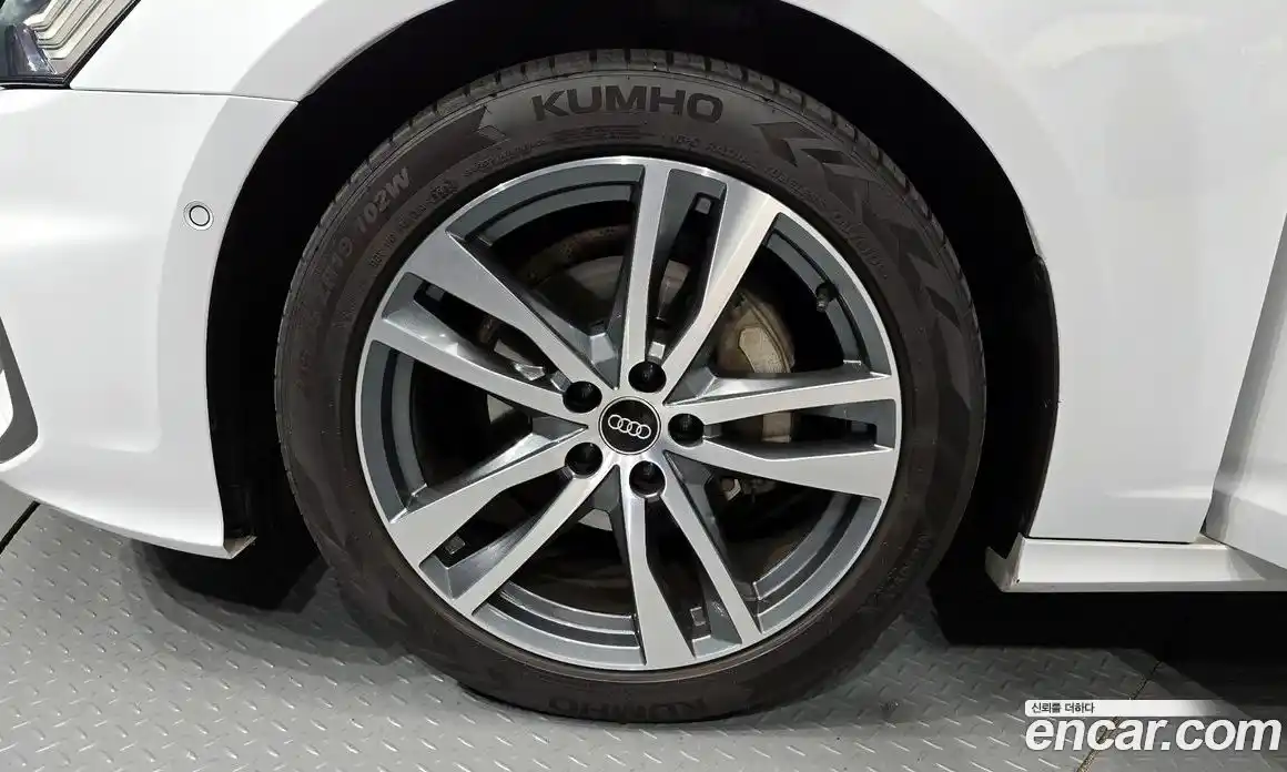 Audi A6 2022 2.0 Автомат в Москве № 163509, фото 16