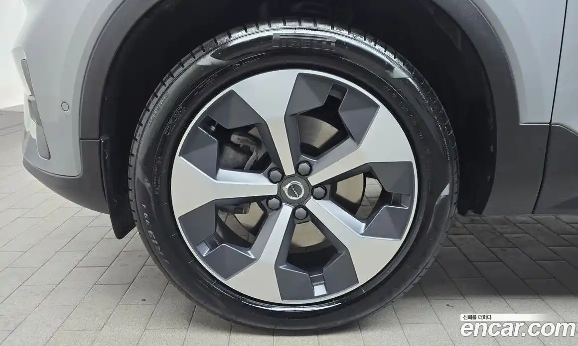 Volvo XC40 2025 2.0 Автомат в Москве № 164250, фото 19