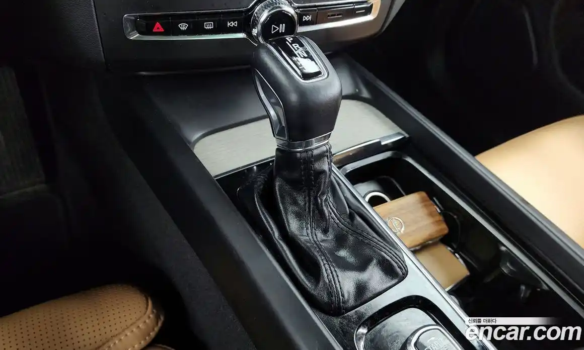 Volvo XC60 2020 2.0 Автомат в Москве № 164511, фото 15