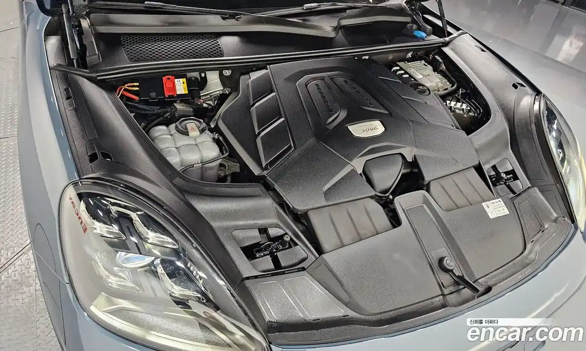 Porsche Cayenne 2019 3.0 Автомат в Москве № 165459, фото 5