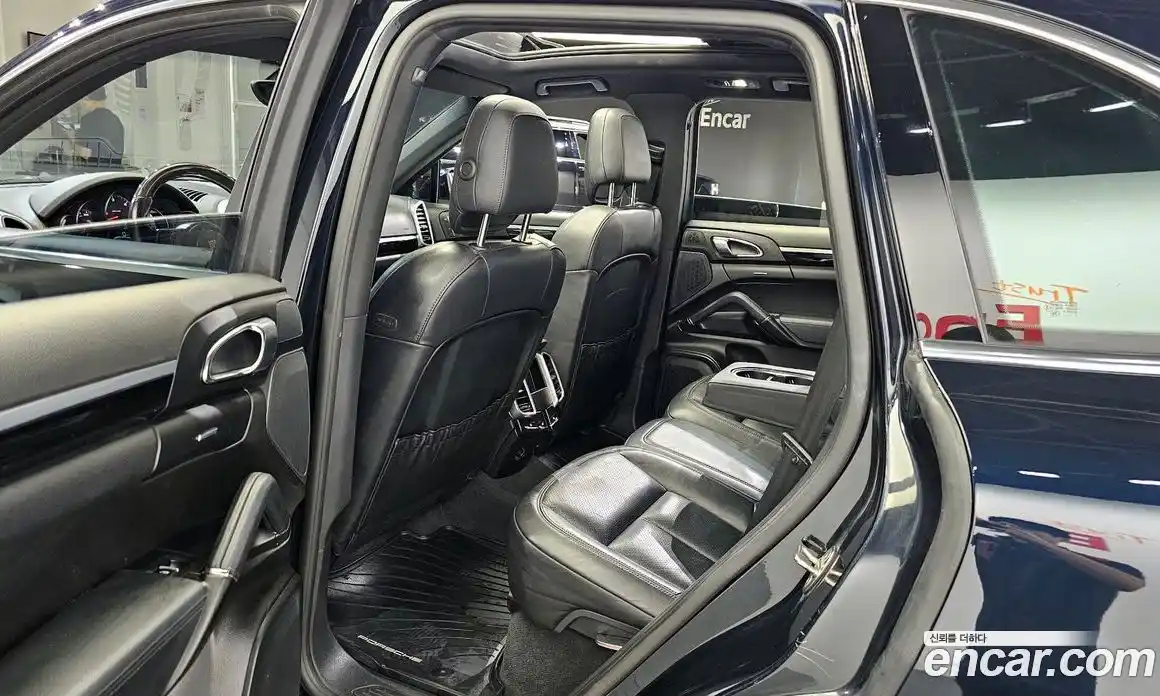 Porsche Cayenne 2016 3.0 Автомат в Москве № 165644, фото 15