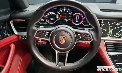 Porsche Panamera 2018 3.0 Автомат в Москве № 165683, миниатюра 10