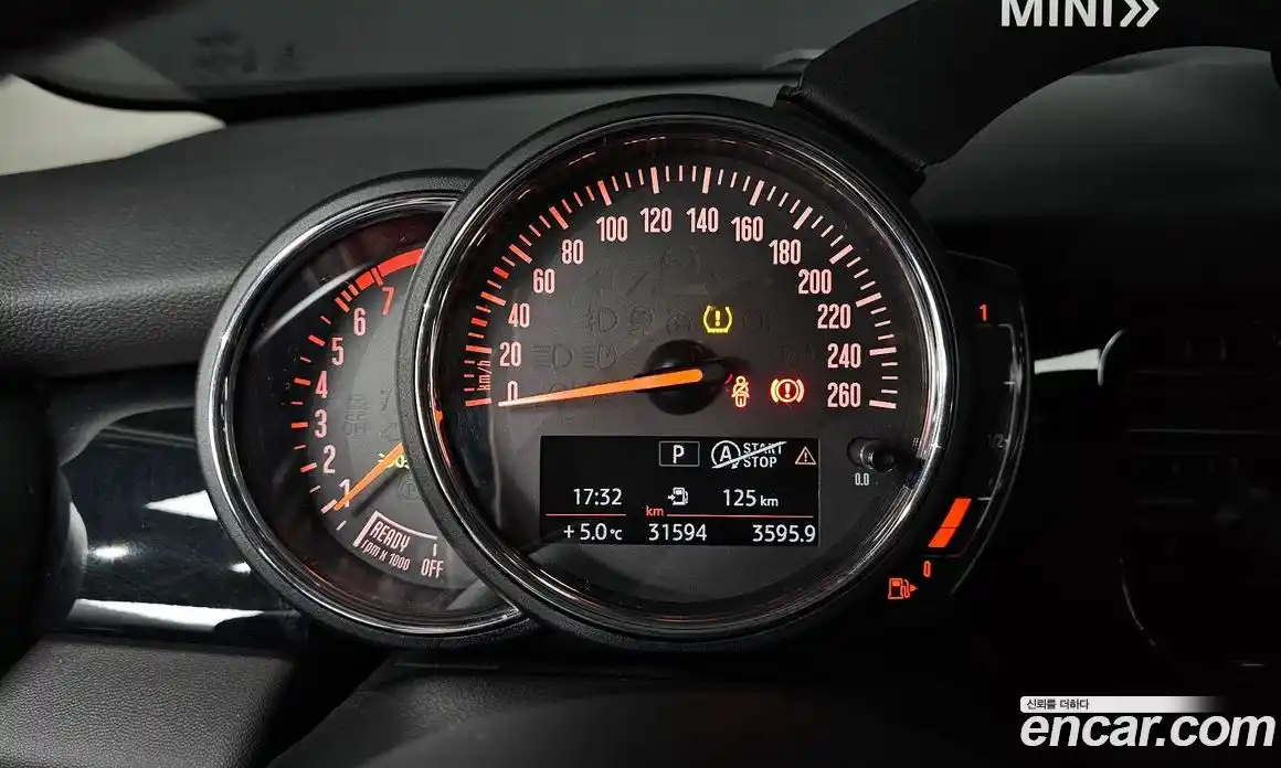 Mini Cooper 2022 1.5 Автомат в Москве № 167120, фото 12