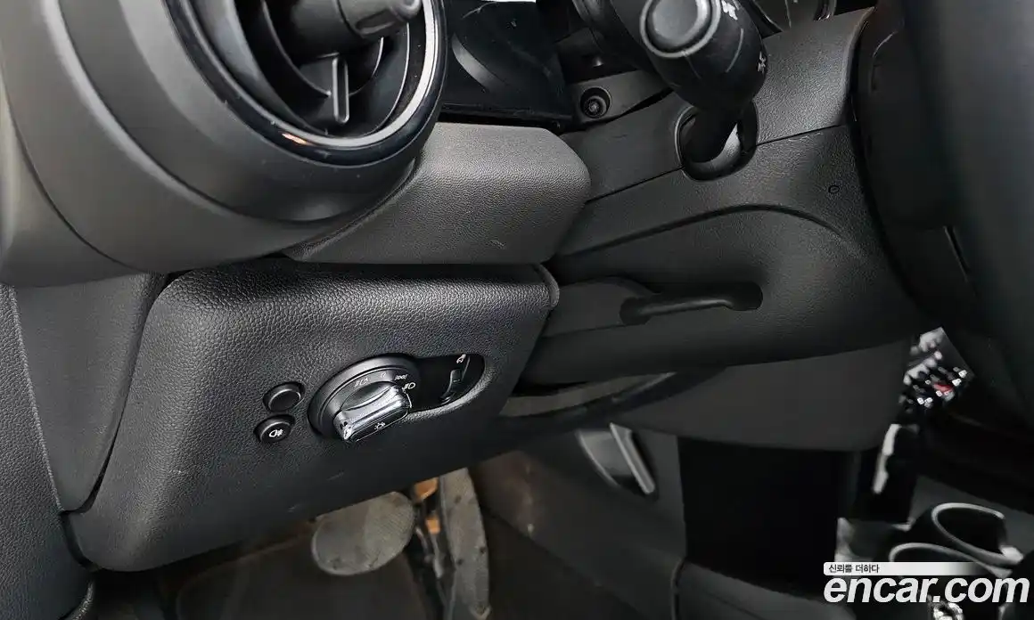 Mini Cooper 2022 1.5 Автомат в Москве № 167120, фото 20