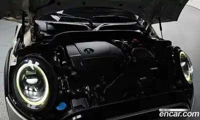 Mini Cooper 2022 1.5 Автомат в Москве № 167120, миниатюра 4