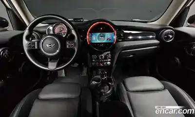 Mini Cooper 2022 1.5 Автомат в Москве № 167120, миниатюра 5