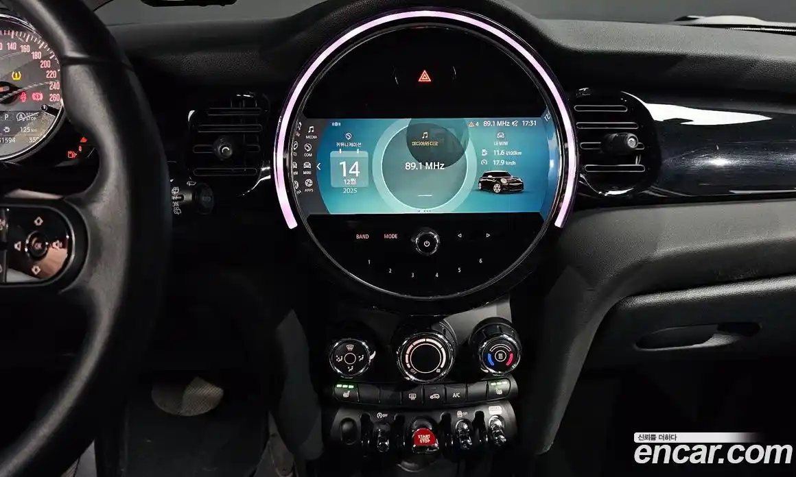 Mini Cooper 2022 1.5 Автомат в Москве № 167120, фото 9