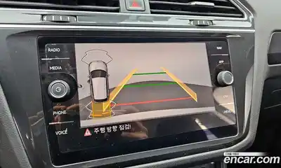 Volkswagen Tiguan 2023 2.0 Автомат в Москве № 168685, миниатюра 10