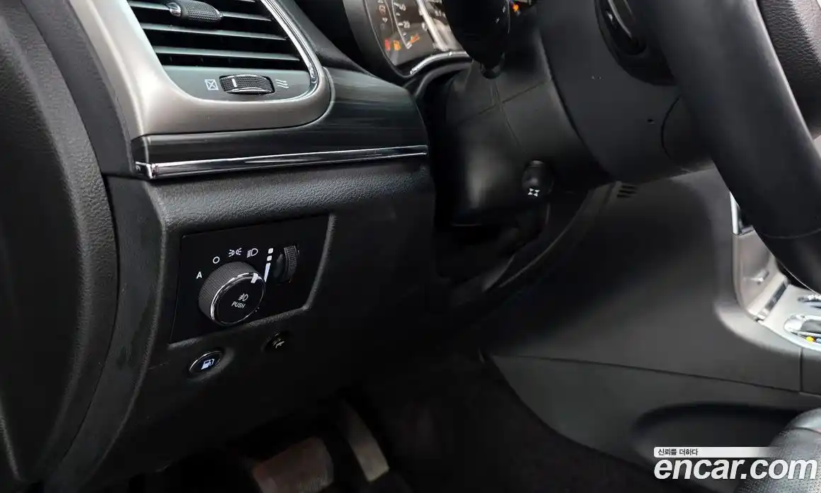 Jeep Cherokee 2019 3.6 Автомат в Москве № 169651, фото 11