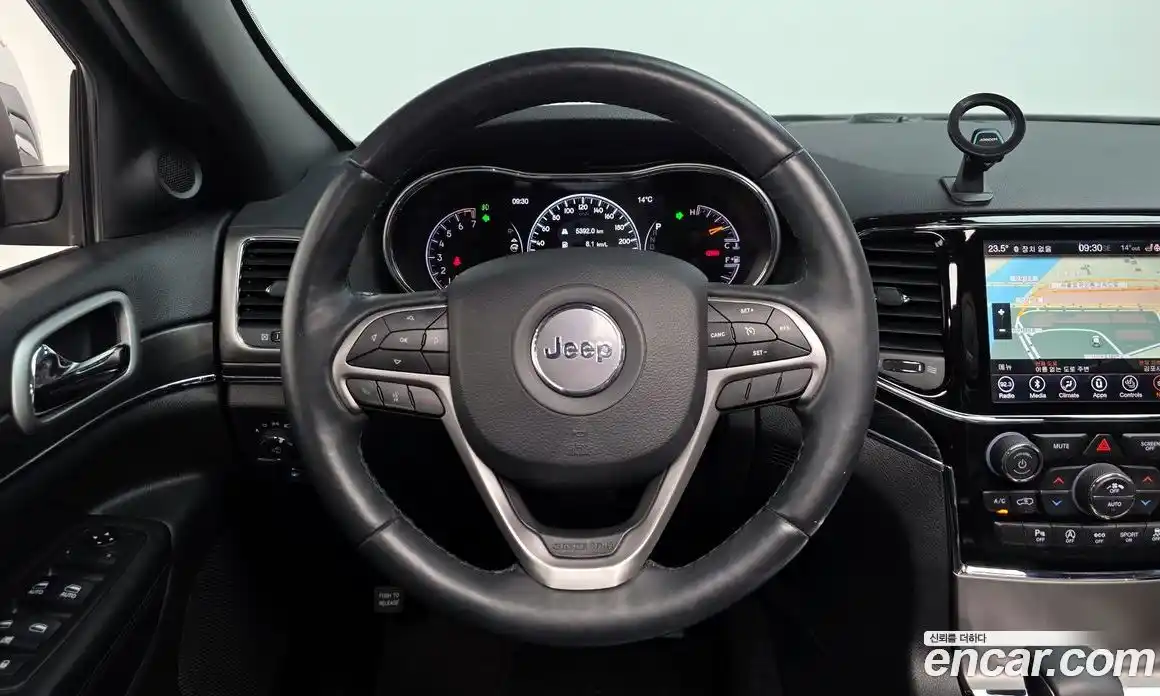 Jeep Cherokee 2019 3.6 Автомат в Москве № 169651, фото 17