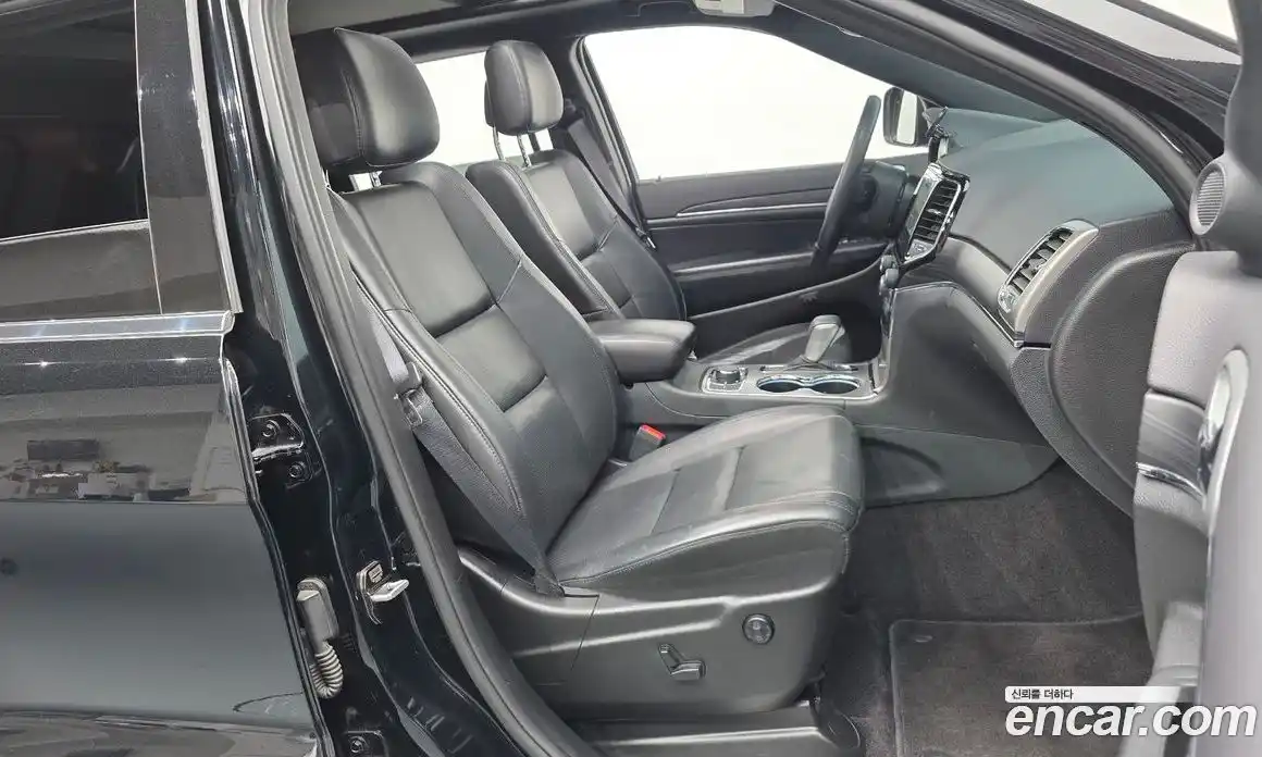 Jeep Cherokee 2019 3.6 Автомат в Москве № 169651, фото 5