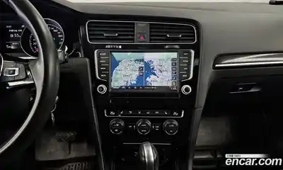 Volkswagen Golf 2015 2.0 Автомат в Москве № 171078, миниатюра 2