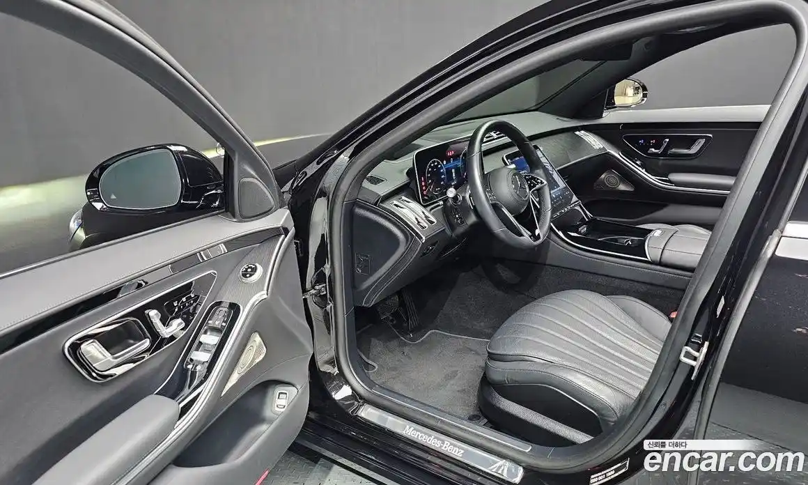 Mercedes-Benz S-Class 2024 3.0 Автомат в Москве № 172993, фото 14