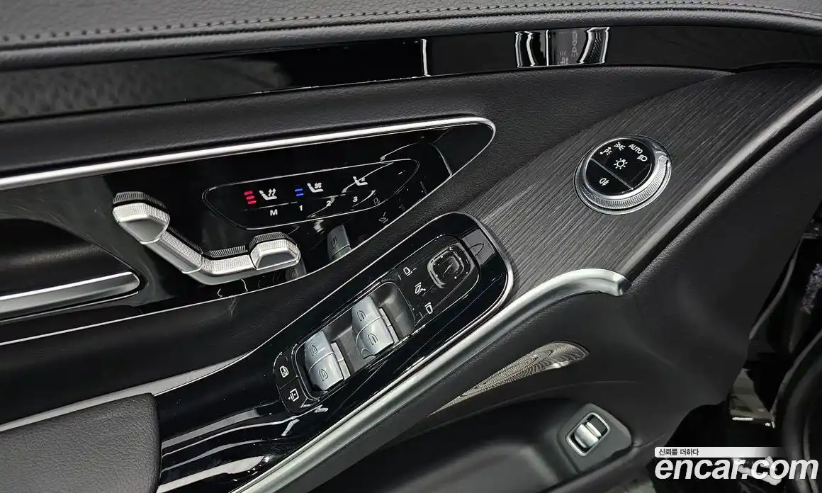 Mercedes-Benz S-Class 2024 3.0 Автомат в Москве № 172993, фото 19