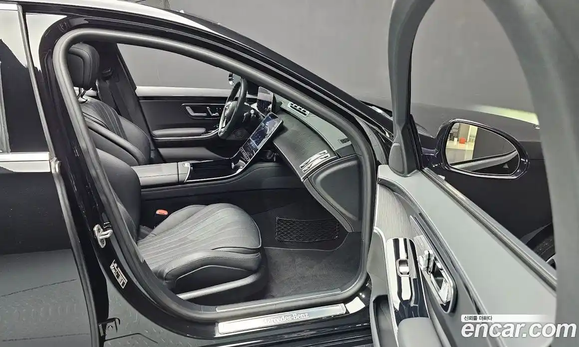 Mercedes-Benz S-Class 2024 3.0 Автомат в Москве № 172993, фото 7