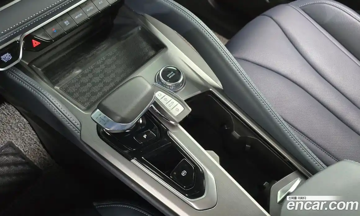 Renault Grand Koleos 2025 1.5 Автомат в Москве № 176933, фото 16