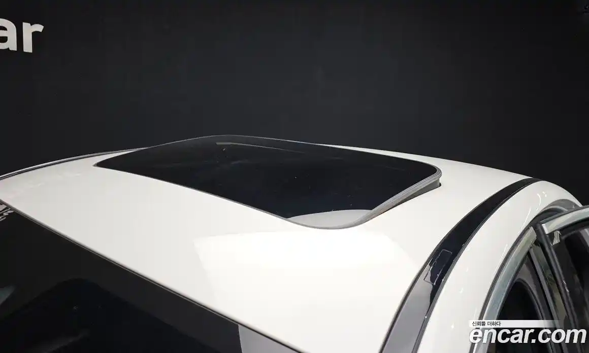 Mercedes-Benz E-Class 2021 2.0 Автомат в Москве № 178130, фото 16