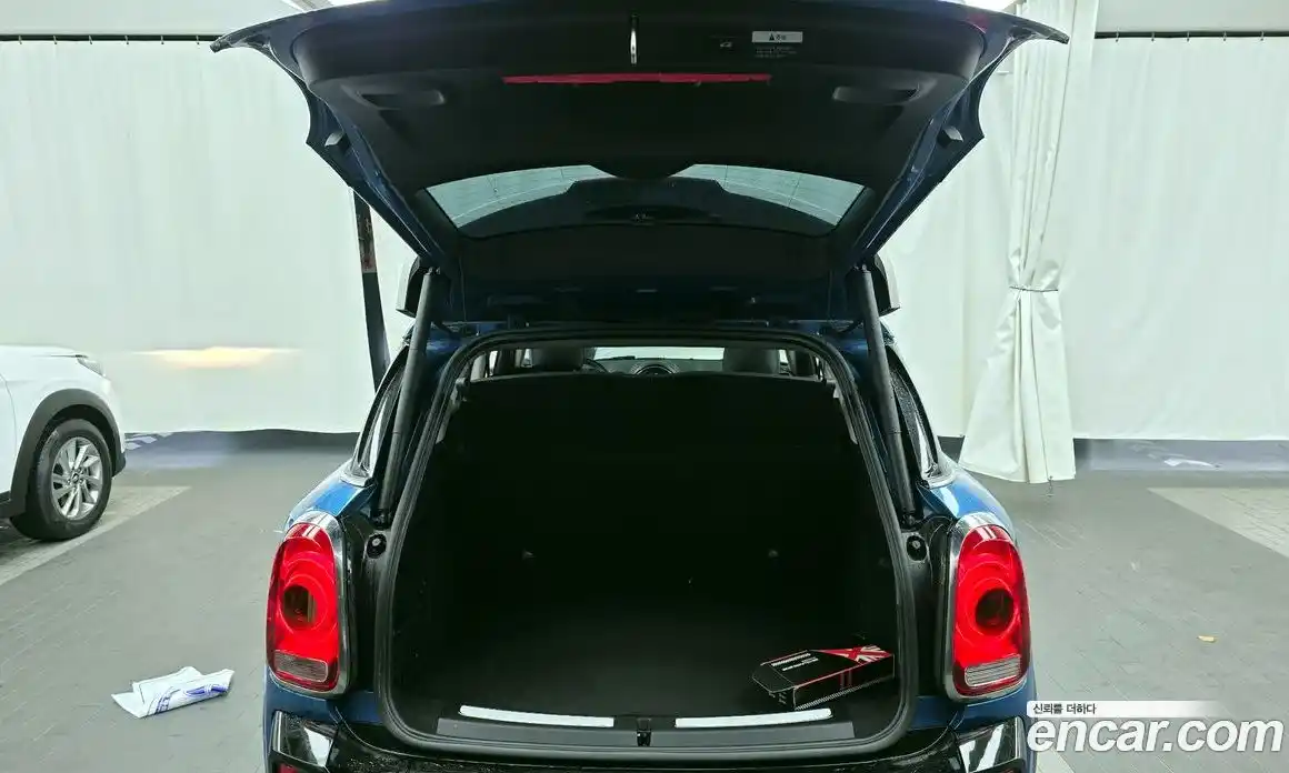 Mini Countryman 2019 2.0 Автомат в Москве № 184957, фото 15