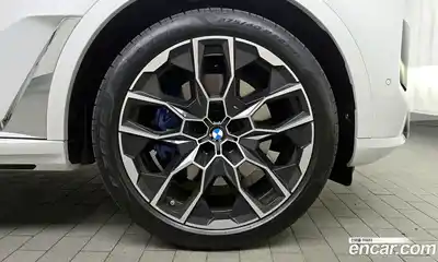 BMW X7, 2025