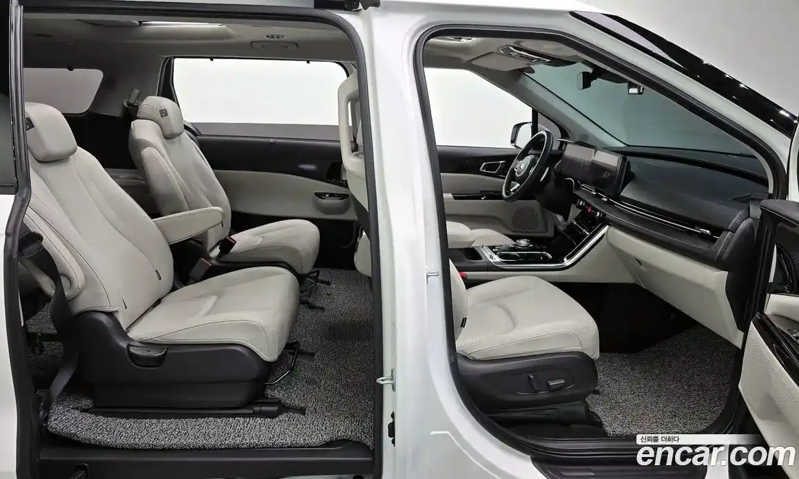 Kia Canival 2021 2.2 Автомат в Москве № 19031, фото 18