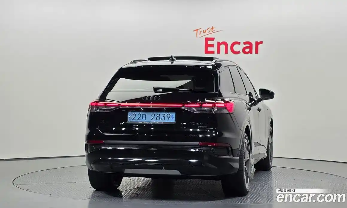 Audi Q4 e-tron 2022 0.2 Автомат в Москве № 191330, фото 14