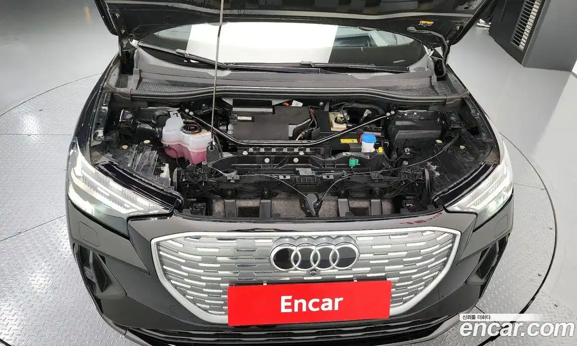 Audi Q4 e-tron 2022 0.2 Автомат в Москве № 191330, фото 15