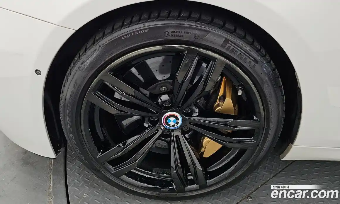 BMW M6 2015 4.4 Автомат в Москве № 192544, фото 14