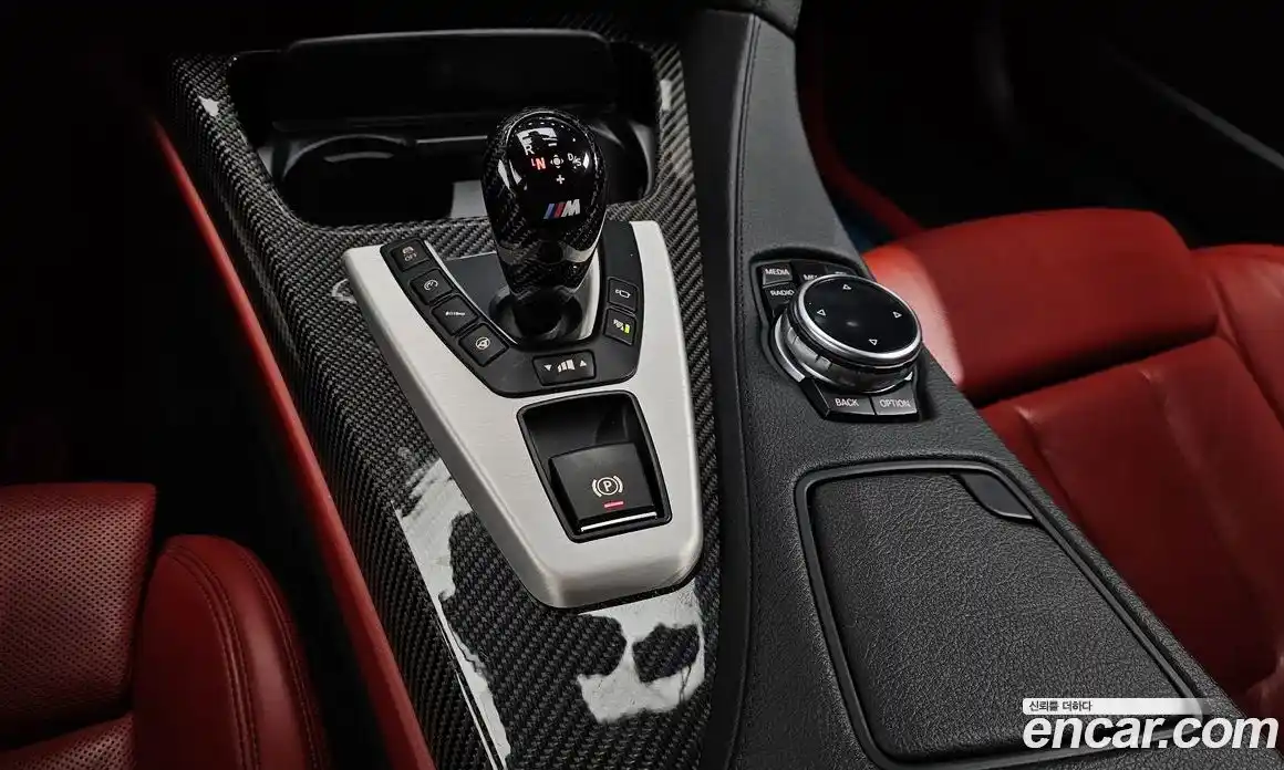 BMW M6 2015 4.4 Автомат в Москве № 192544, фото 17