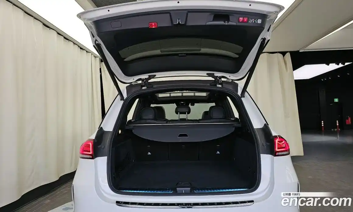 Mercedes-Benz GLE-Class 2022 3.0 Автомат в Москве № 194714, фото 3