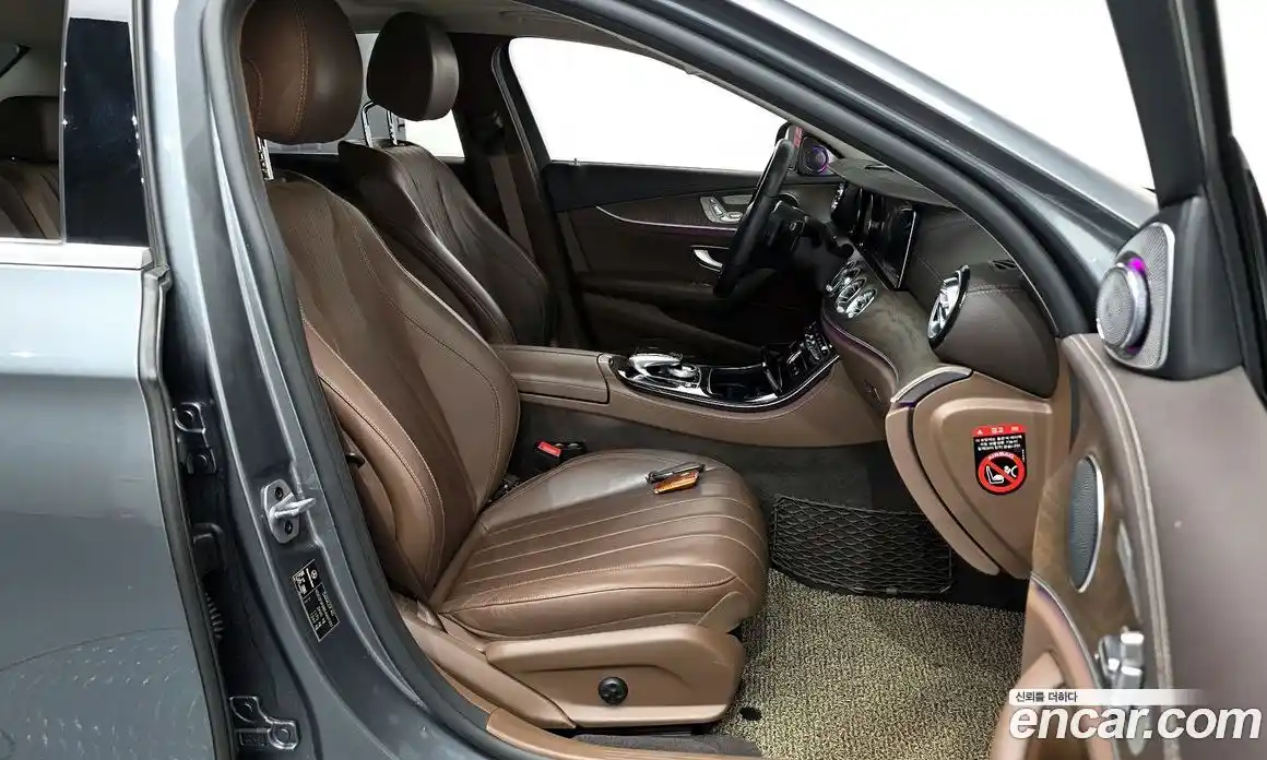 Mercedes-Benz E-Class 2019 1.9 Автомат в Москве № 194967, фото 10