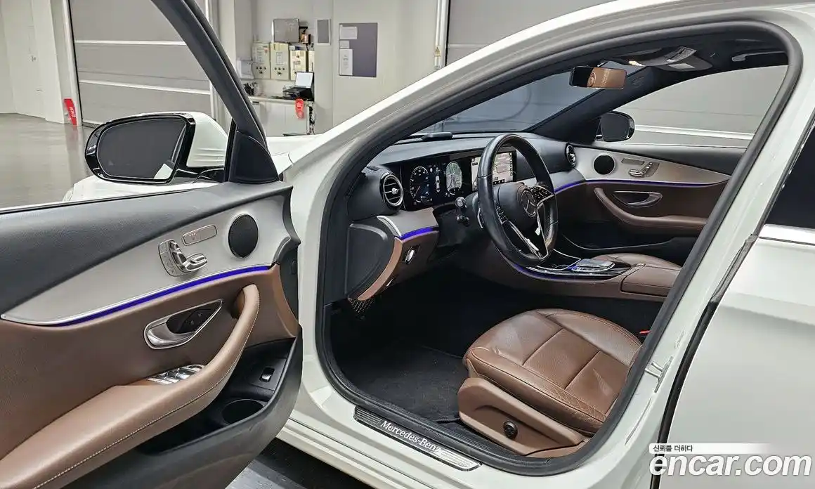 Mercedes-Benz E-Class 2021 2.0 Автомат в Москве № 195590, фото 16