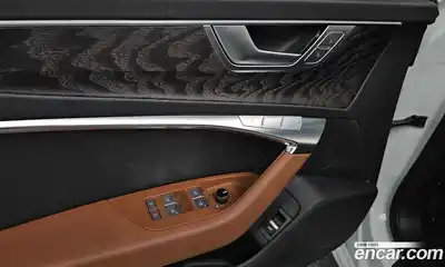 Audi A6 2021 2.0 Автомат в Москве № 195906, миниатюра 12