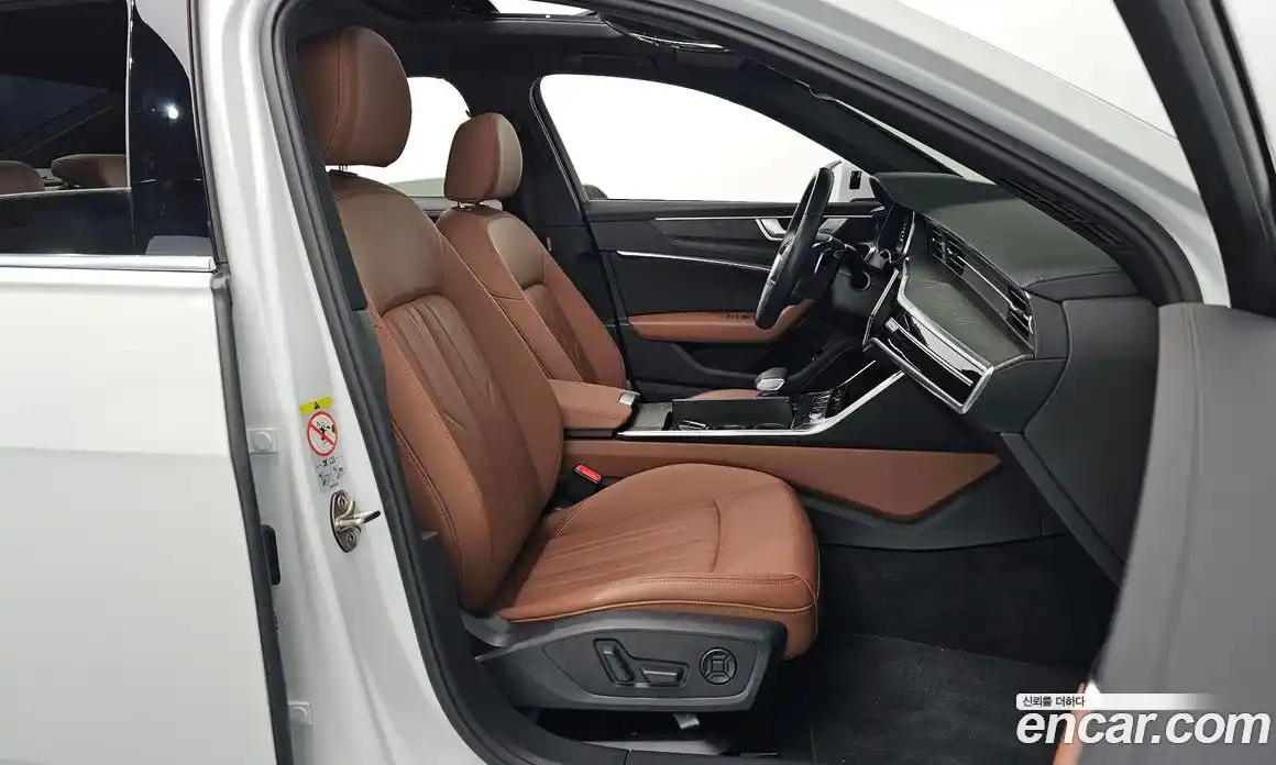 Audi A6 2021 2.0 Автомат в Москве № 195906, фото 13