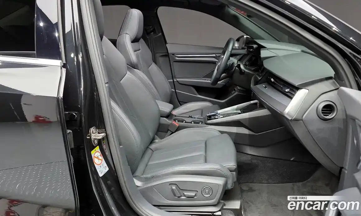 Audi A3 2023 2.0 Автомат в Москве № 196052, фото 19