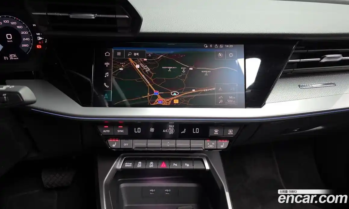 Audi A3 2023 2.0 Автомат в Москве № 196052, фото 10