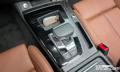 Audi Q5 2023 2.0 Автомат в Москве № 196120, миниатюра 3