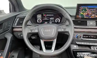 Audi Q5 2023 2.0 Автомат в Москве № 196120, миниатюра 4