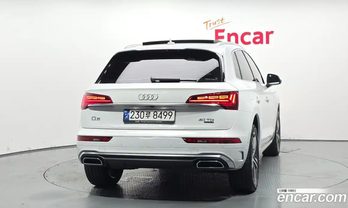 Audi Q5 2023 2.0 Автомат в Москве № 196120, фото 8